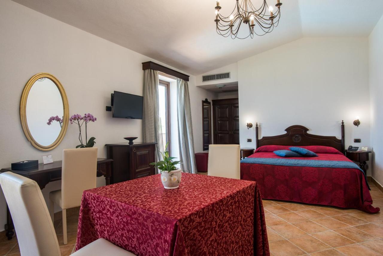 Hotel Lido Degli Spagnoli Wellness & Spa Portoscuso Ngoại thất bức ảnh