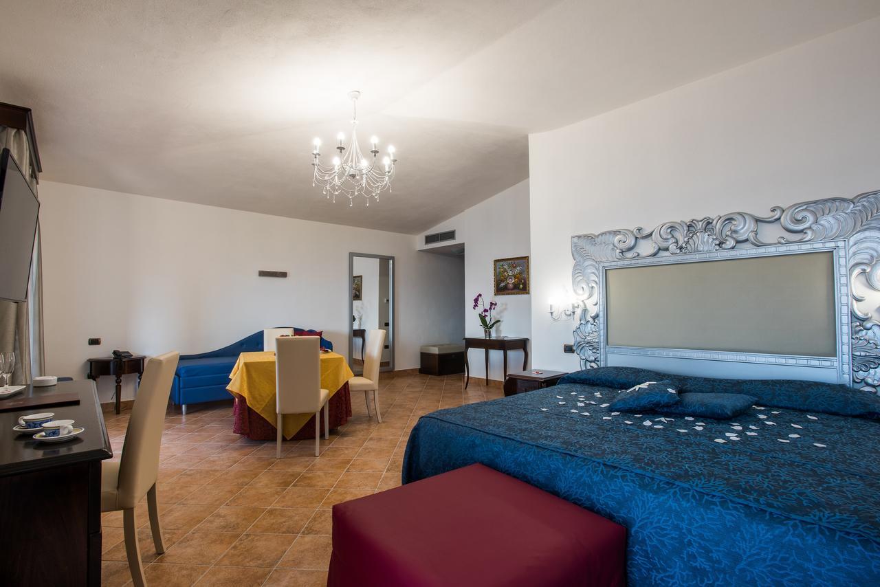 Hotel Lido Degli Spagnoli Wellness & Spa Portoscuso Ngoại thất bức ảnh